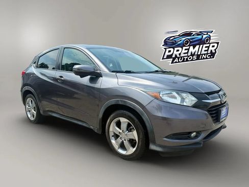 Used 2017 Honda HR-V EX image 11