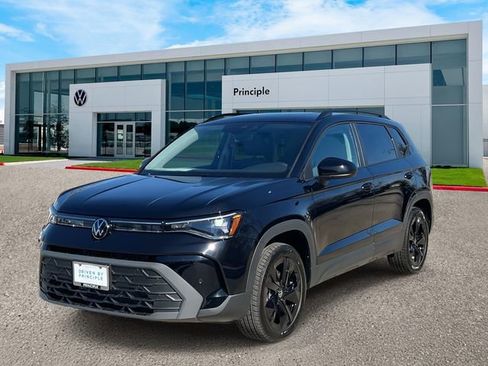 New 2026 Volkswagen Taos SE image 1