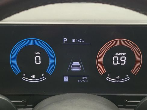 Used 2025 Hyundai Kona SEL FWD image 13