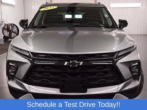 Used 2023 Chevrolet Blazer LT w/ Convenience Package AWD/4WD image 2