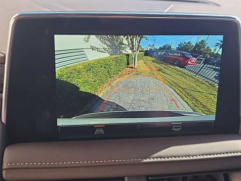 Used 2023 GMC Yukon SLT image 20