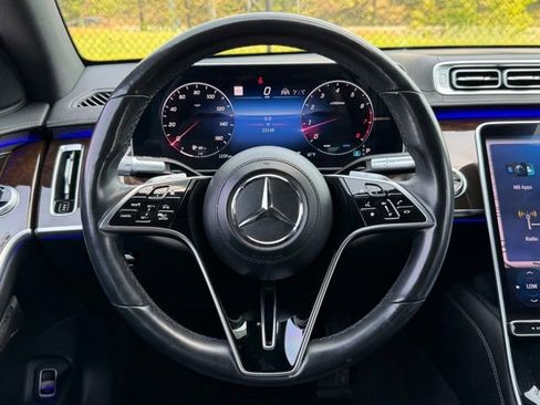 Used 2023 Mercedes-Benz S 500 4MATIC image 11