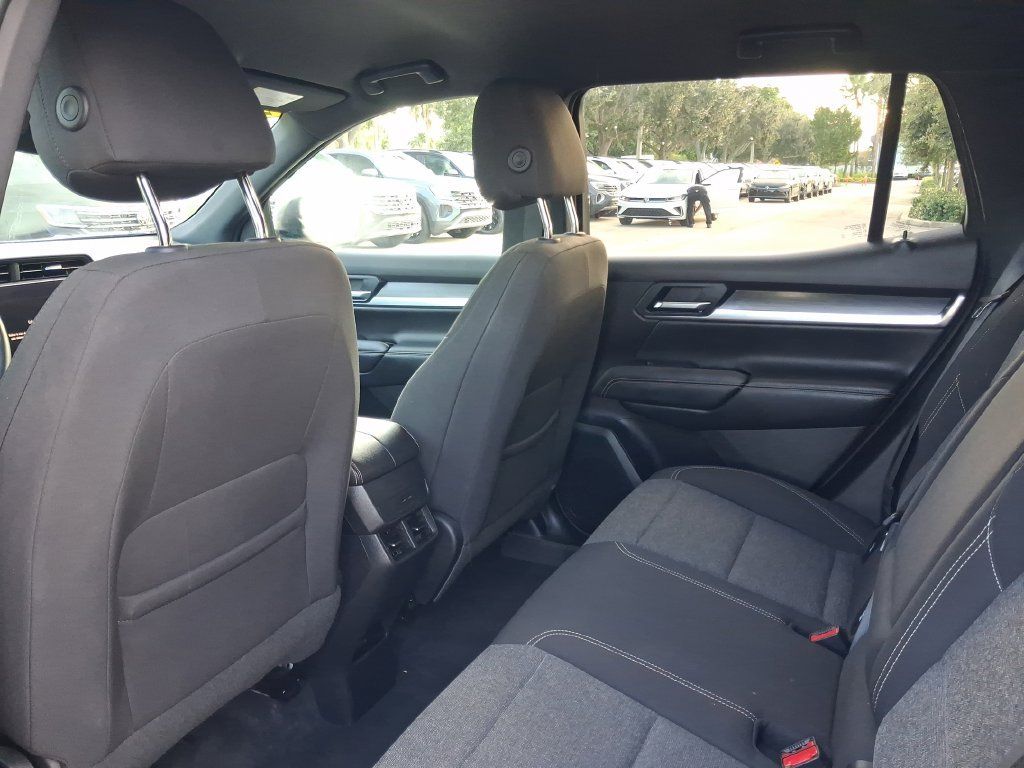 Used 2025 GMC Terrain Elevation FWD image 13