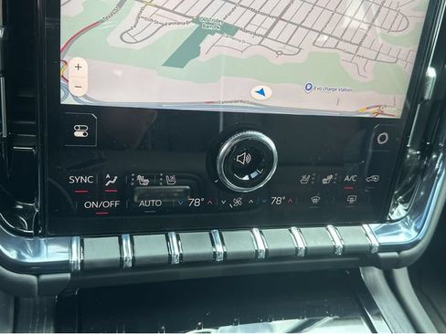 New 2026 GMC Yukon AT4 Ultimate w/ LPO, Floor Liner Package AWD/4WD image 29