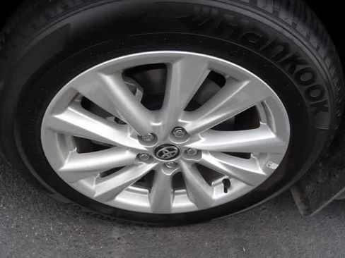 Used 2025 Toyota Corolla LE w/ LE Premium Package FWD image 14