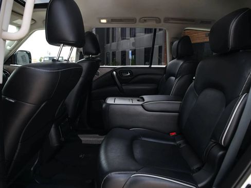 Used 2021 INFINITI QX80 Premium Select w/ All-Season Package AWD/4WD image 24