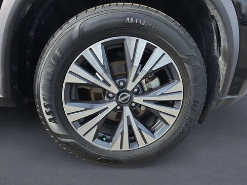 Used 2023 Nissan Rogue SV FWD image 14