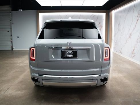 Used 2020 Rolls-Royce Cullinan image 40