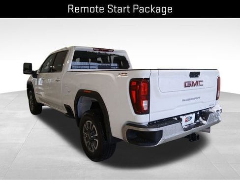 New 2026 GMC Sierra 2500 SLE AWD/4WD image 3