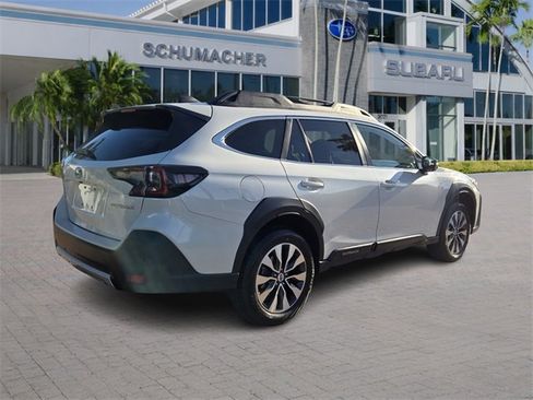 Used 2023 Subaru Outback Limited image 7
