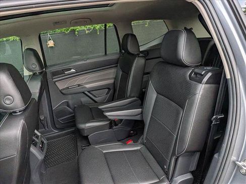 Used 2023 Volkswagen Atlas SE w/ Panoramic Sunroof Package FWD image 27