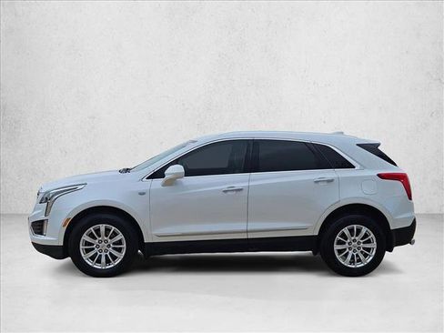 Used 2017 Cadillac XT5 FWD image 8