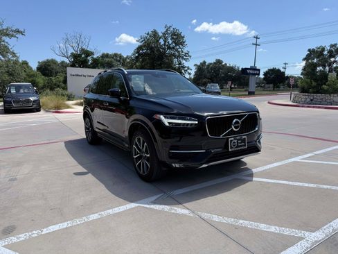 Used 2019 Volvo XC90 T6 Momentum w/ Protection Package Premier AWD/4WD image 7