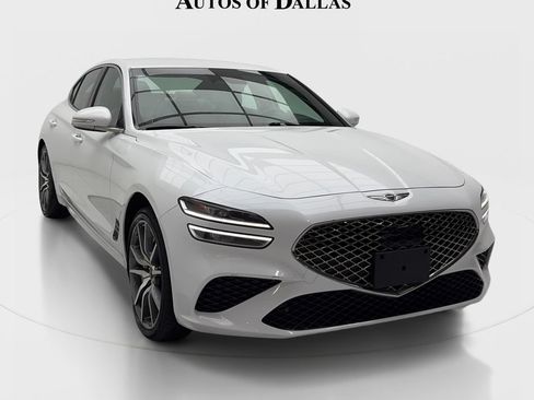 Used 2024 Genesis G70 2.5T AWD/4WD image 2