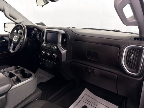 Used 2022 GMC Sierra 1500 SLE image 28