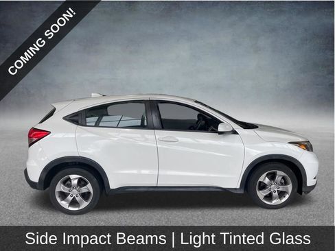 Used 2018 Honda HR-V LX image 5