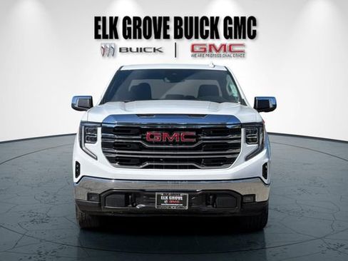 Used 2024 GMC Sierra 1500 SLT AWD/4WD image 9