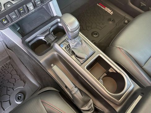 Used 2023 Toyota Tacoma TRD Pro AWD/4WD image 19