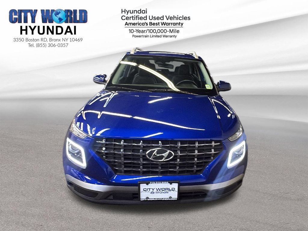 Used 2025 Hyundai Venue Limited FWD image 8
