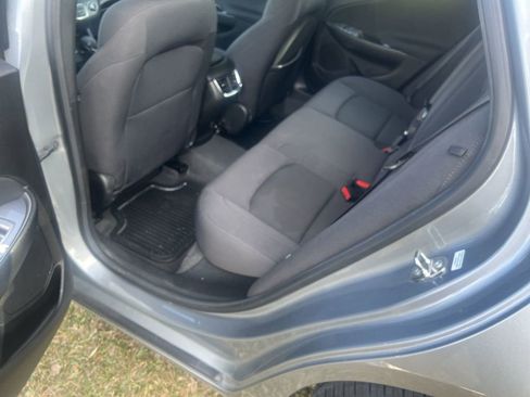 Used 2023 Chevrolet Malibu LT image 21