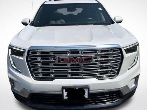 Used 2024 GMC Acadia Denali AWD/4WD image 3
