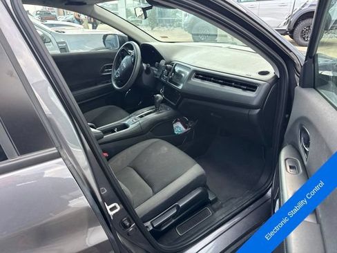 Used 2022 Honda HR-V EX image 9
