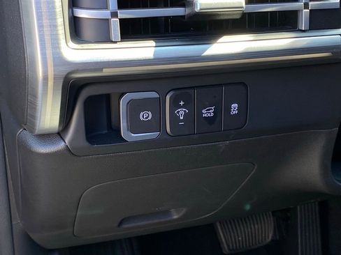 New 2025 Hyundai Santa Fe Limited AWD/4WD image 9