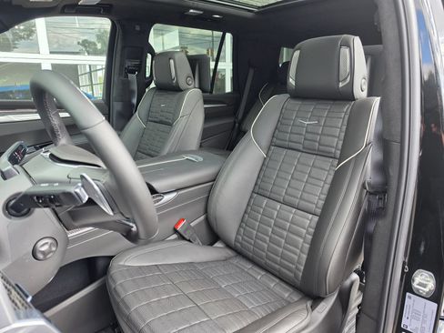 Used 2026 Cadillac Escalade V w/ LPO, Floor Liner Package AWD/4WD image 11