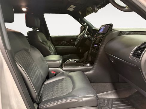 Used 2022 INFINITI QX80 Sensory AWD/4WD image 16