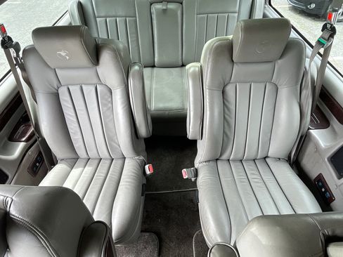 Used 2012 Chevrolet Express 2500 LT RWD image 24