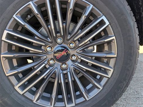 New 2026 GMC Yukon XL Elevation image 6