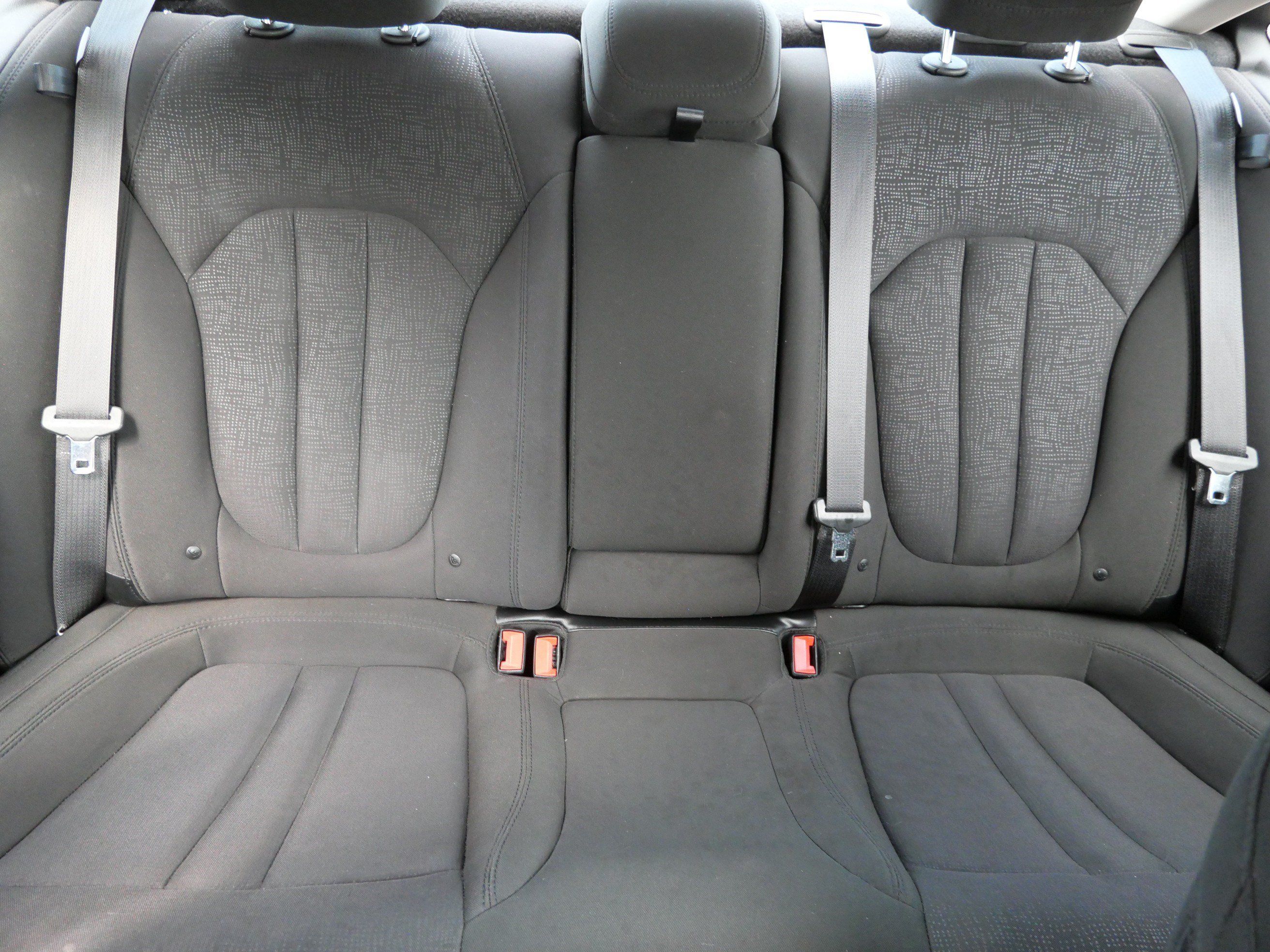 Used 2015 Chrysler 200 Limited w/ Convenience Group FWD image 13