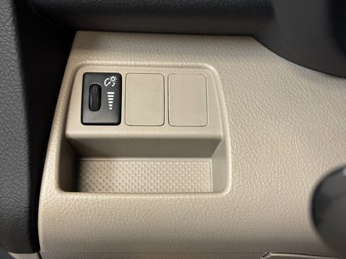 Used 2008 Toyota RAV4 Limited image 25