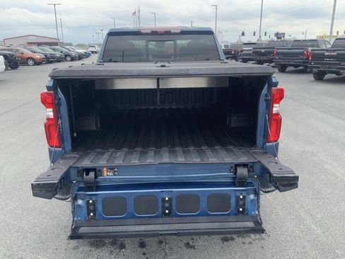 Used 2024 Chevrolet Silverado 1500 LTZ w/ LTZ Premium Package image 9