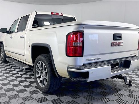 Used 2015 GMC Sierra 1500 Denali w/ Driver Alert Package AWD/4WD image 2