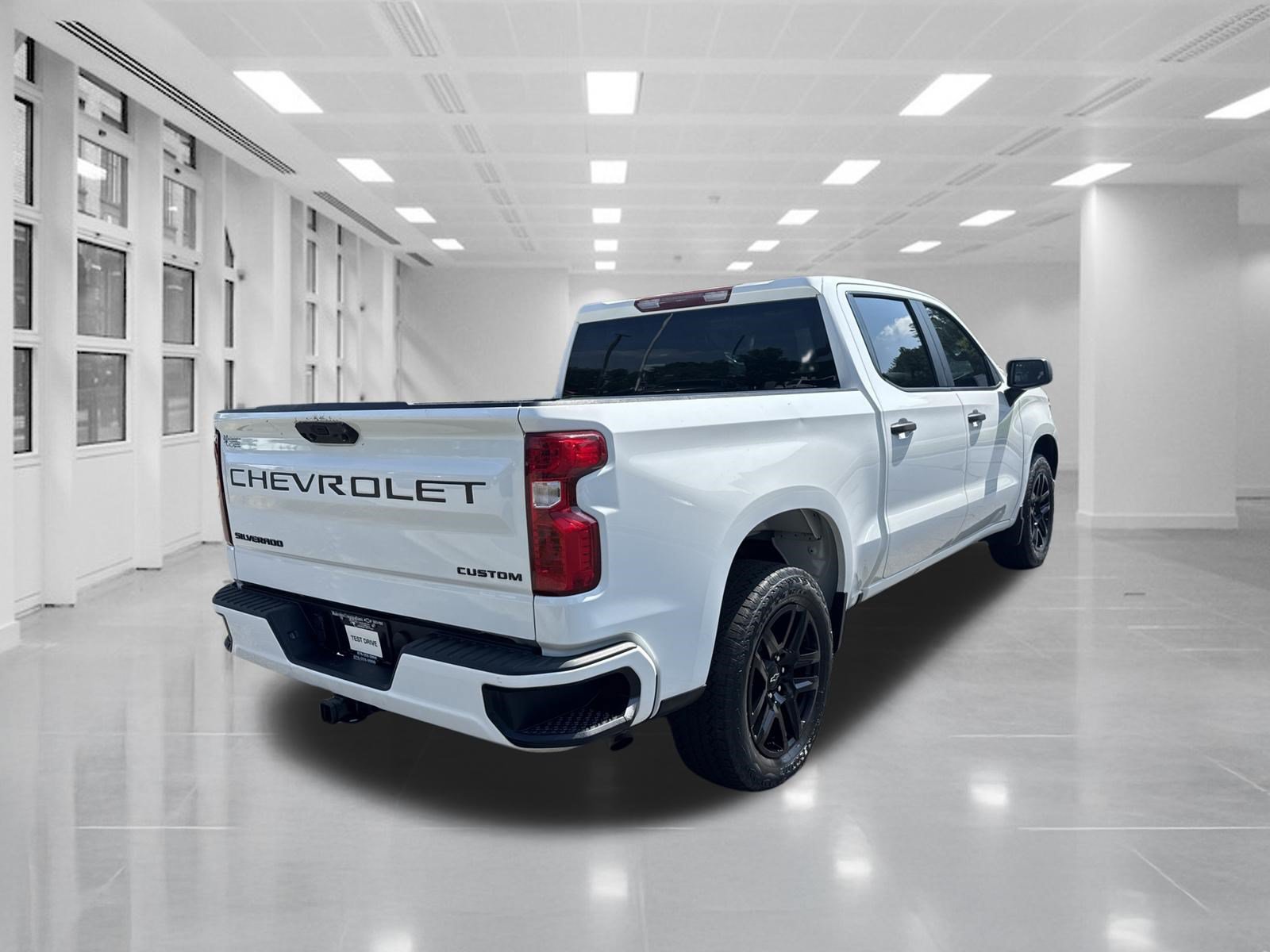 Used 2023 Chevrolet Silverado 1500 Custom w/ LPO, Dark Essentials Package RWD image 5