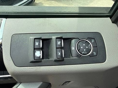 Used 2019 Ford F150 XLT AWD/4WD image 14