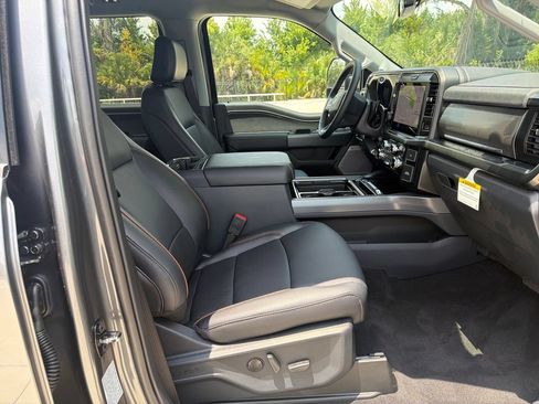 New 2026 Ford F250 Lariat w/ Black Appearance Package AWD/4WD image 48