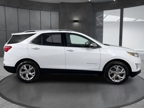 Used 2020 Chevrolet Equinox Premier AWD/4WD image 4