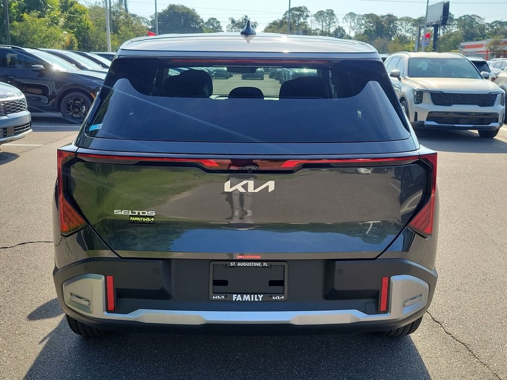 New 2027 Kia Seltos S FWD image 5