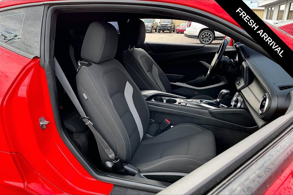 Used 2023 Chevrolet Camaro LT RWD image 26