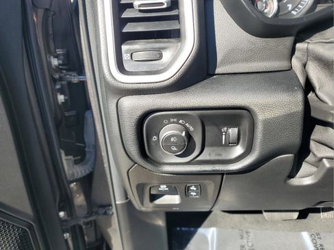 Used 2021 RAM 1500 Big Horn image 26