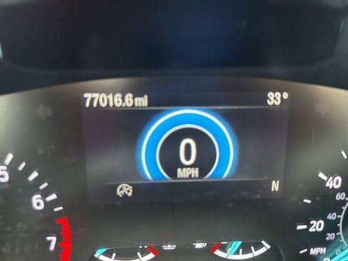 Used 2020 Ford Escape SE image 23