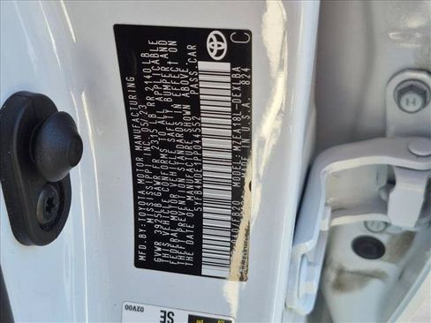 Used 2023 Toyota Corolla LE FWD image 24