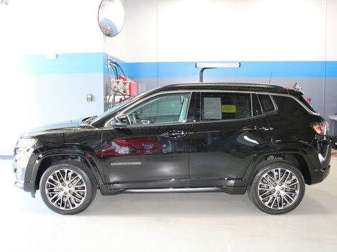 Used 2022 Jeep Compass Limited w/ Elite Group AWD/4WD image 15