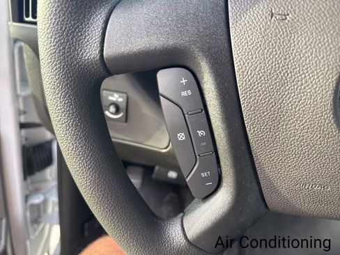 New 2025 Chevrolet Express 2500 w/ Driver Convenience Package image 20