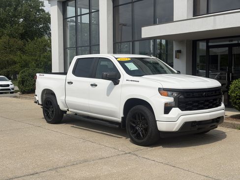 Used 2023 Chevrolet Silverado 1500 Custom w/ LPO, Dark Essentials Package AWD/4WD image 2
