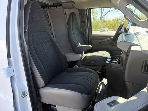 New 2026 Chevrolet Express 3500 w/ Driver Convenience Package RWD image 22