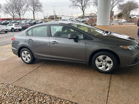 Used 2013 Honda Civic LX image 4