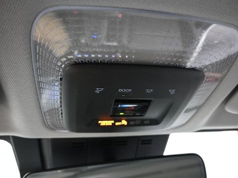 Used 2024 Toyota Prius Prime Premium image 37